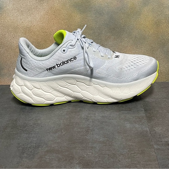 New Balance Fresh Foam More V4 WMORCR4 Light Blue Women's Running Shoes Size 9B - Picture 12 of 16